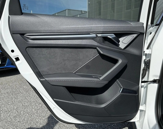 Audi S3 cena 212900 przebieg: 2000, rok produkcji 2024 z Cieszanów małe 379